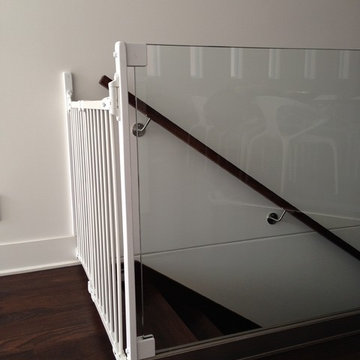Glass Panel Railing