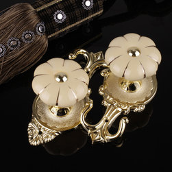 2 Colors QYM68 Round Pumpkin Curtain Tieback Holdbacks in Yellow Color - Window Treatment Accessories