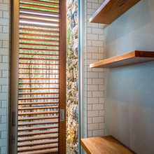 Pinet Atrium Bathroom