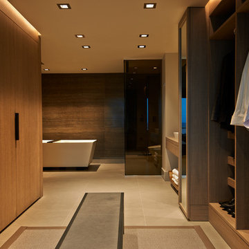 Kitchen and Dining Room Become Ideal Entertaining Spot - Luxury Apartment