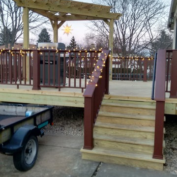 Wood Deck and Pergola Combination in Libertyville, IL
