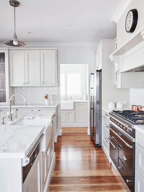 Traditional Galley Kitchen Design Ideas & Remodel Pictures | Houzz