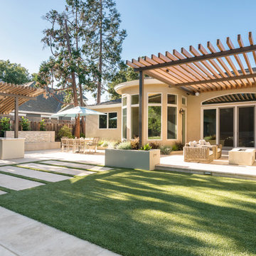 Modern Pool House