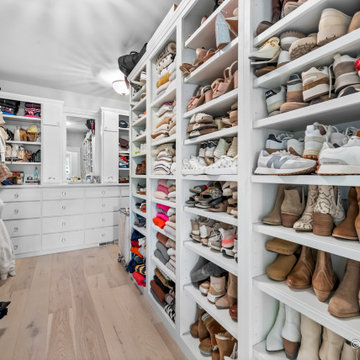 Modern Alan Farmhouse Closet