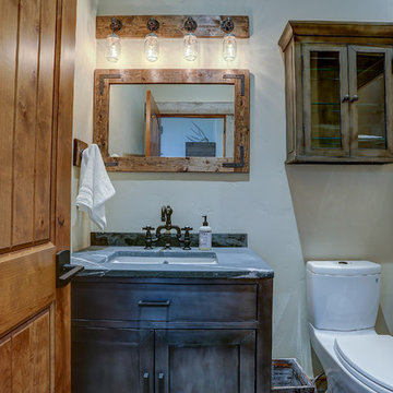 Terrebonne Guest House Overlooking the Deschutes River