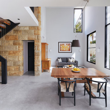 Contemporary Addition to Californian Bungalow