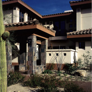 Tournament Hills Residence