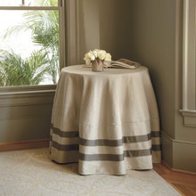 Tables Linens