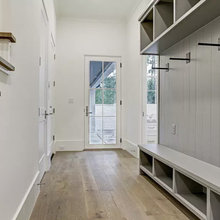 laundry/closet