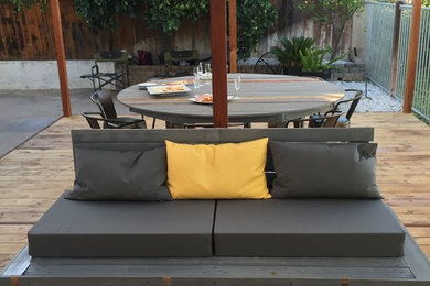 Inspiration for a contemporary patio remodel in Montpellier