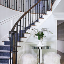 Staircase / Banister / Spindles
