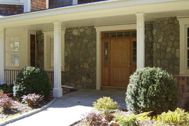 Design ideas for a mid-sized traditional full sun backyard stone garden path in New York for spring.
