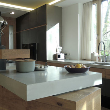 Designerküche mit Betonarbeitsplatten
