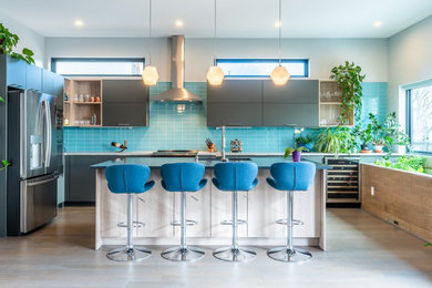 Kitchen - kitchen idea in Denver