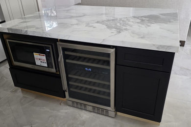 Example of a minimalist home bar design
