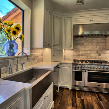 Light and bright kitchen remodel