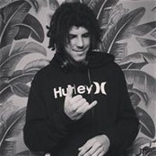 Derek Azevedos foto