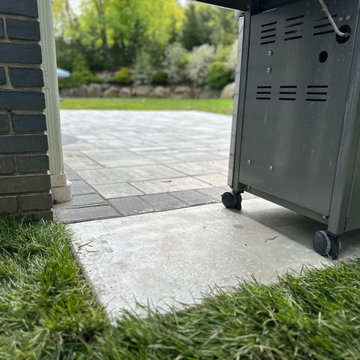 Cool Elegance: Embracing Gray Tones in your Outdoor Patio Haven