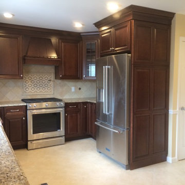 New Venetian Gold Granite Counter Top With Ogee Edge