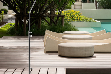 Minimalist patio photo in Los Angeles