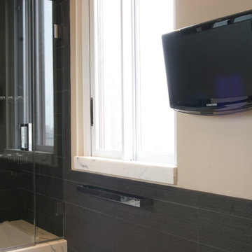 Elegant Gentleman's Bath