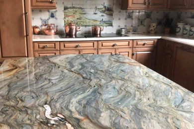 Inspiration for a kitchen remodel in Kansas City