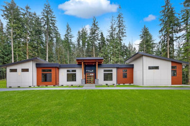 Trendy exterior home photo in Seattle