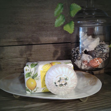 Pretty soaps in a shell dish...nice.