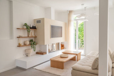 Cette image montre un salon minimaliste.