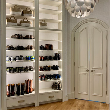 Master Closet- Exquisite and Motorized