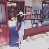 Sasha Zhang's photo