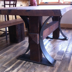 Live Edge // Dining Tables - Products