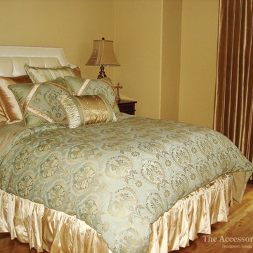 Houston Tradtional Bedroom: Greta Hall - Designer