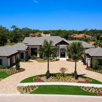Mon Paradis - Front Entry Aerial