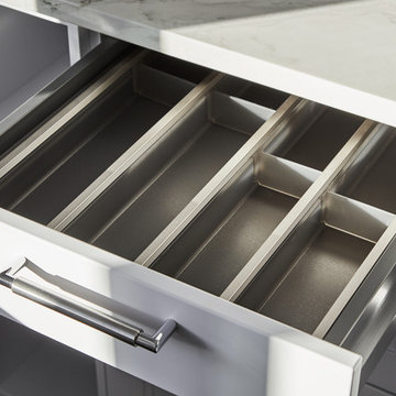 Synthetic Adjustable Cutlery Divider | Riverside, Greenwich New Residence