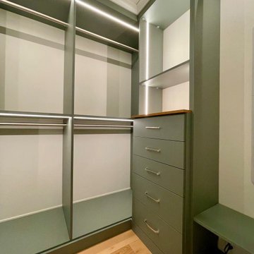Celadon Walk-in, Armoire and Reach-in closets