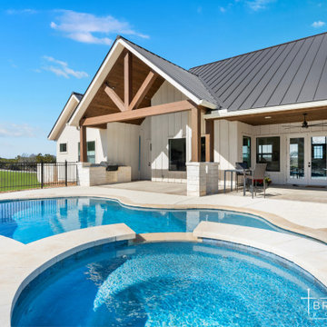 Custom Home in Canyon Lake, TX