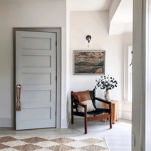 TRIM PACKAGE COLOR - Main Floor
