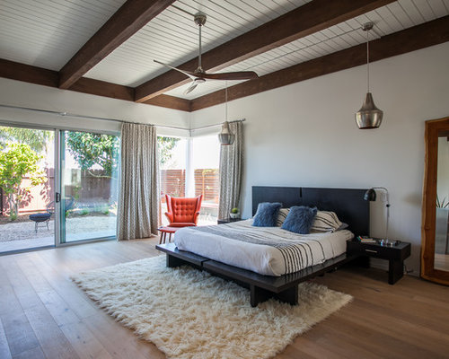 Best Midcentury Master Bedroom Design Ideas & Remodel Pictures | Houzz