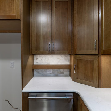Caddy Court Kitchen & Mainfloor Remodel Before/Afters