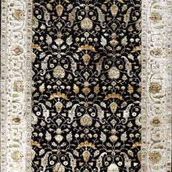 Traditional Rugs - Area Rugs
