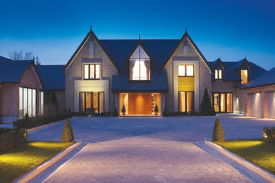 Photo of an arts and crafts exterior in Cheshire.