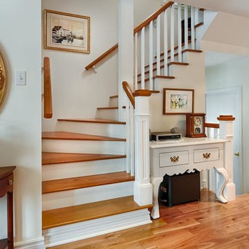 Natural cherry and eggshell classic staircase 3
