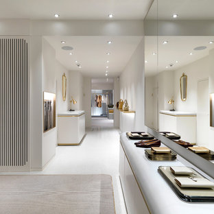 Photo of a contemporary home in London.