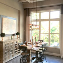 breakfast room
