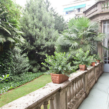 Villa di prestigio con giardino