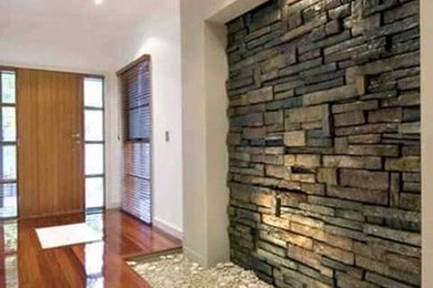 Example of a classic hallway design in Dallas