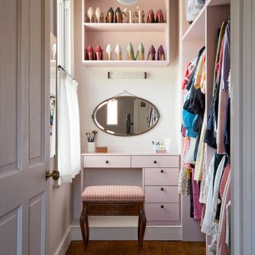 Pretty bedroom and dressing room, vintage and modern