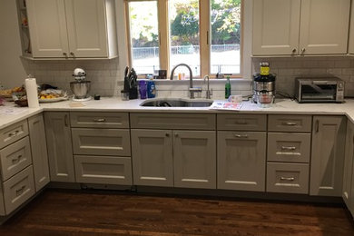 Trendy kitchen photo in New York