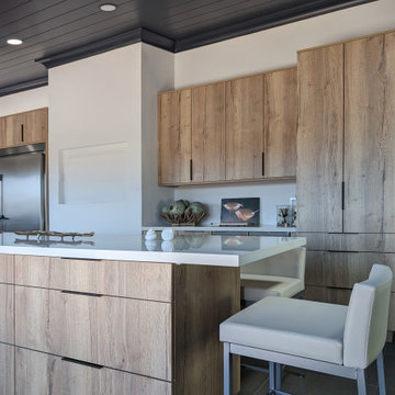Halifax Oak Laminate: An Individual Kitchen